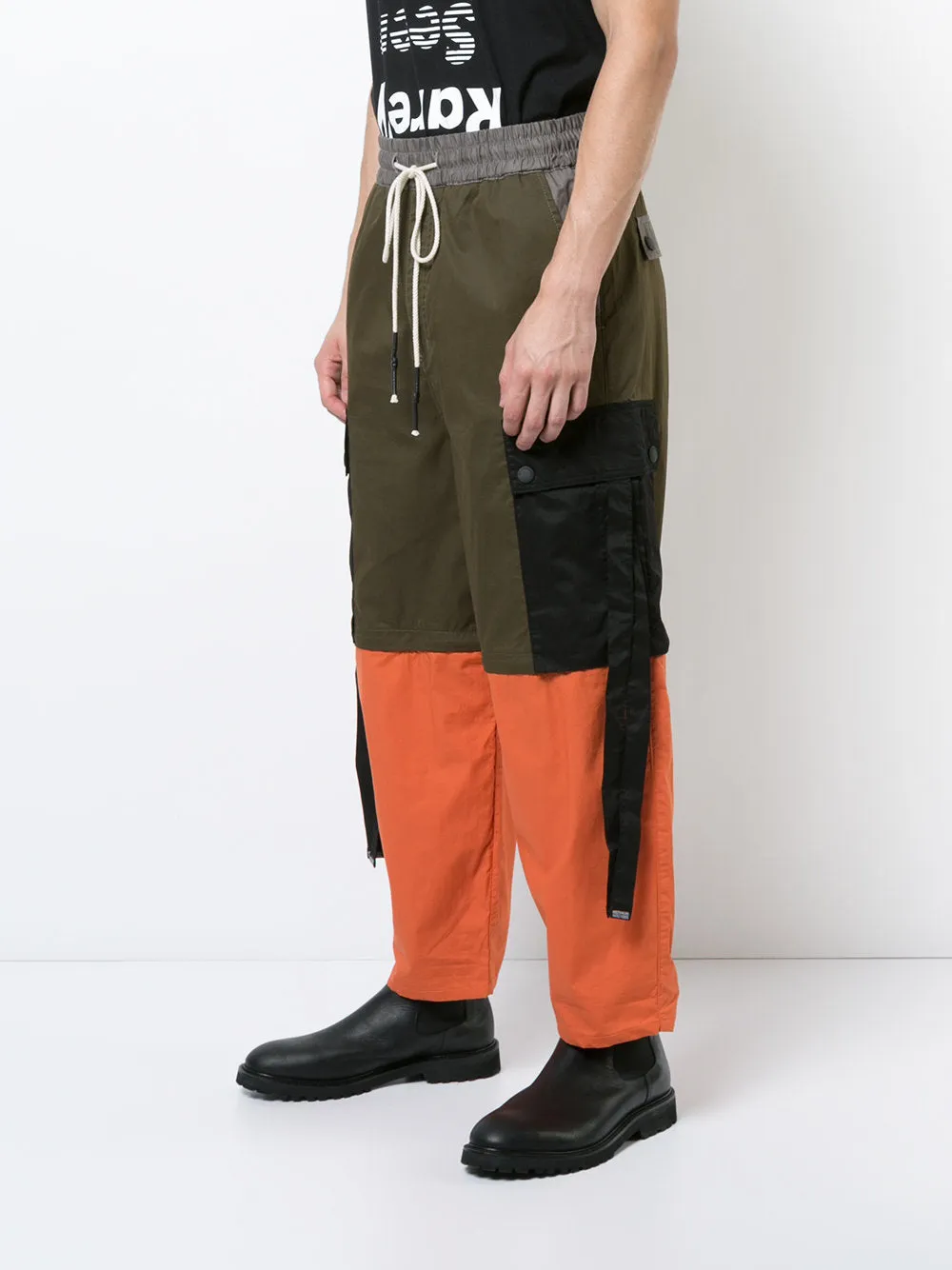 CONTRAST COLOR RADISH CUT CARGO PANTS