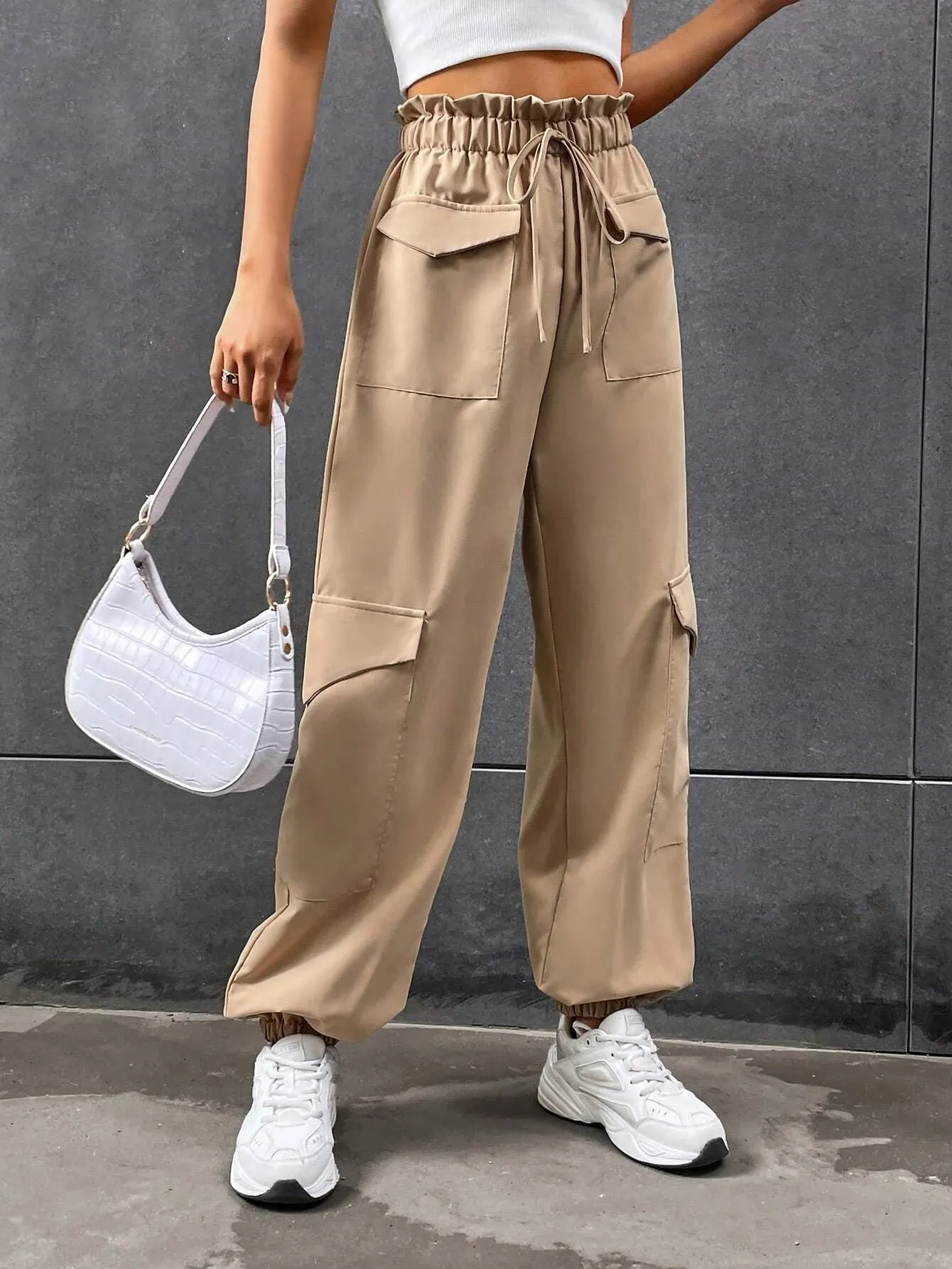 Elastic Knot Detail Pants With Pocket