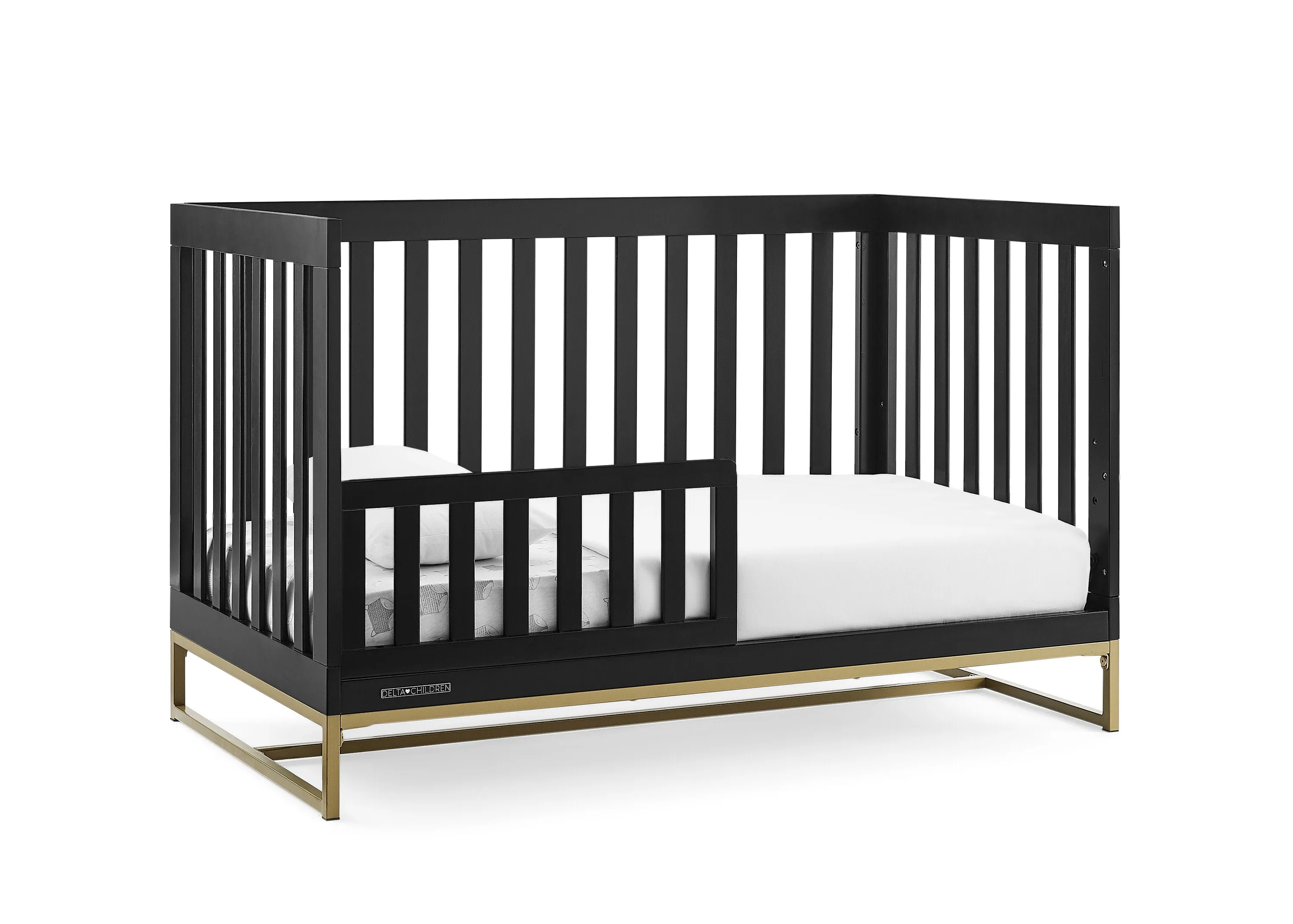 Jade 4-in-1 Convertible Crib