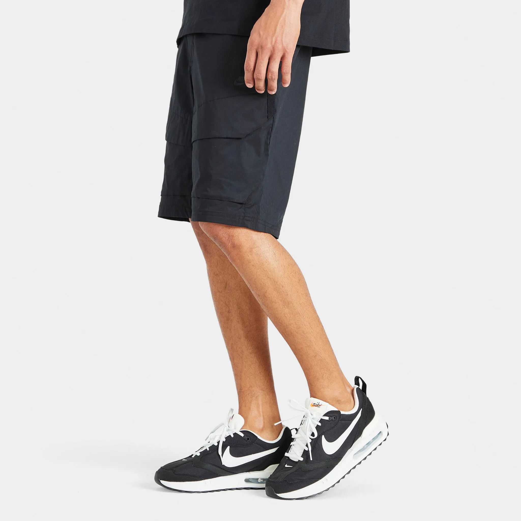 Nike Sportswear Tech Pack Woven Unlined Cargo Shorts Black / Black