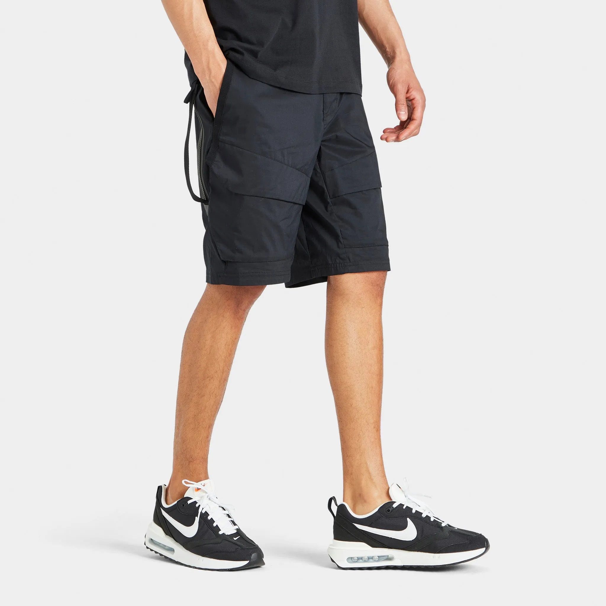 Nike Sportswear Tech Pack Woven Unlined Cargo Shorts Black / Black