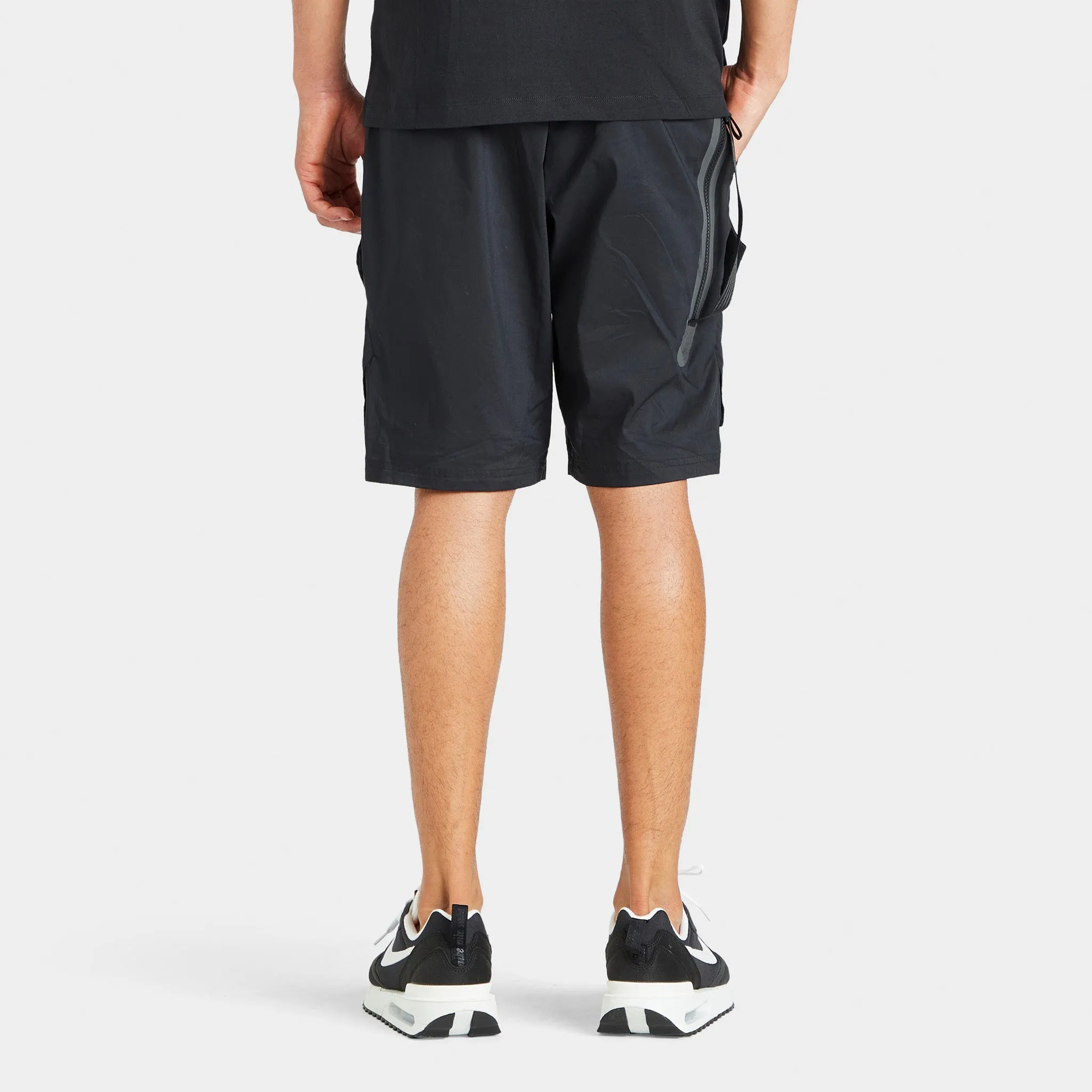 Nike Sportswear Tech Pack Woven Unlined Cargo Shorts Black / Black