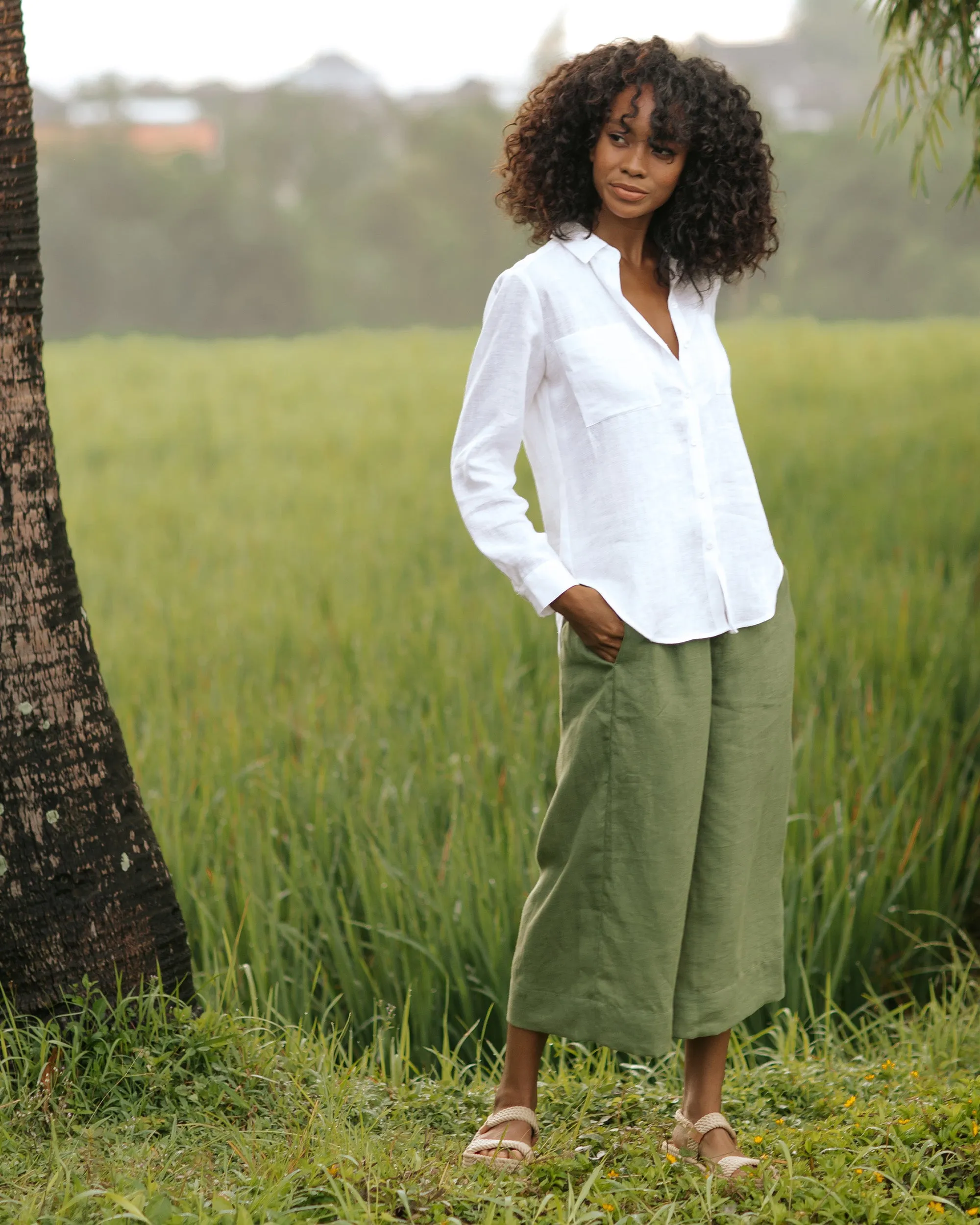 Wide leg linen culotte pants BRUNY in Forest green